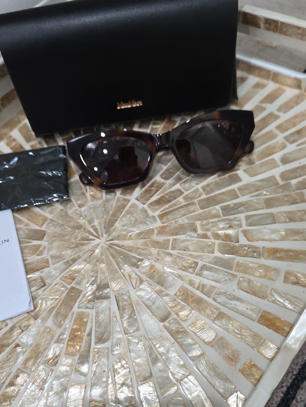 MaxMara Tortoiseshell Cat-Eye Sunglasses - Dark Brown
